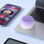 Gradually changing color 5W support hands-free call speaker