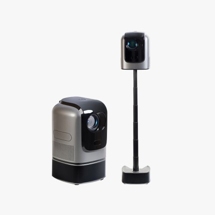 High-quality portable smart projector